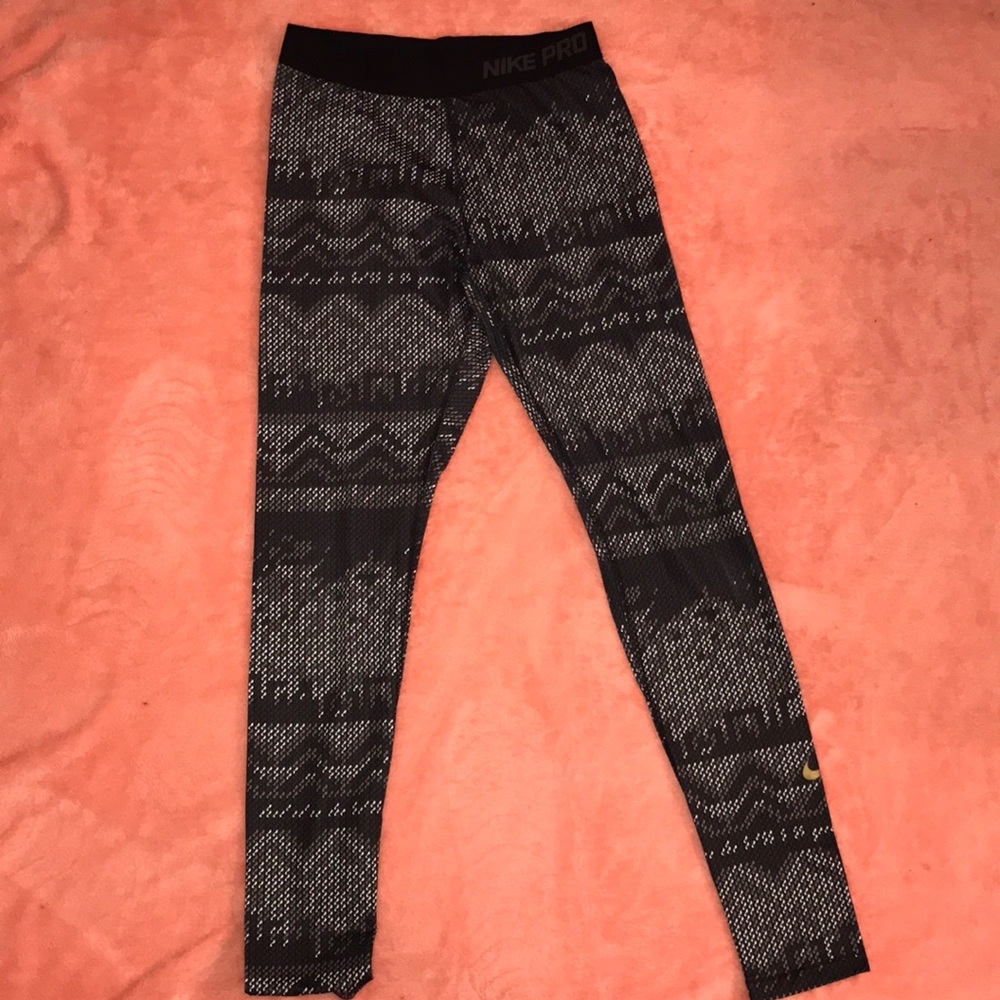Nike pro pattern leggings ✨